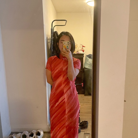 Cheongsam/Qi pao - Picture 3 of 3